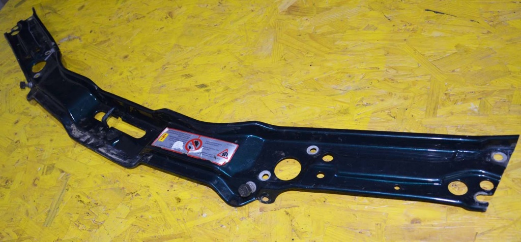 INTARITURA TRAGER AUDI A6 C4/100. COD: 4A0010114S