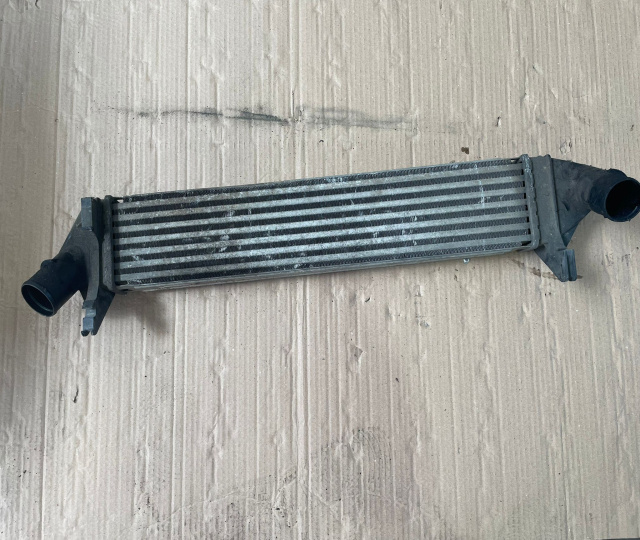 Intercooler 8200 409 045 Renault Clio 2 [1998 - 2005] Hatchback 5-usi 1.2 MT (75 hp)