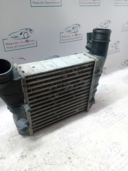 Intercooler Audi A4 B7 2007, 8E0145805AA / 3229440
