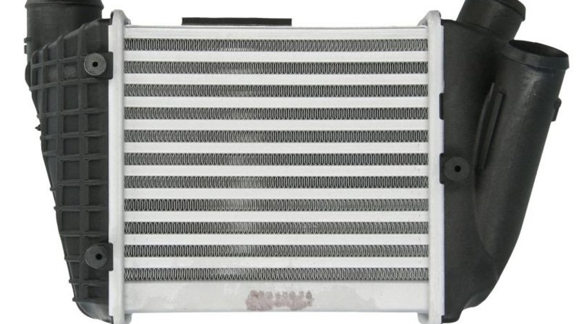 Intercooler, compresor AUDI A4 B6 (8E2) DENSO DIT02004