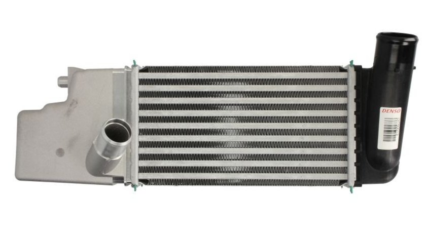 Intercooler, compresor TOYOTA AURIS (_E18_) DENSO DIT50013