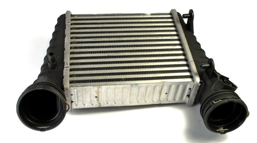 Intercooler, compresor VW PASSAT (3B3) (2000 - 2005) THERMOTEC DAW004TT piesa NOUA