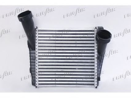Intercooler, compresor VW TOUAREG (7LA, 7L6, 7L7) (2002 - 2010) FRIGAIR 0710.3120 piesa NOUA