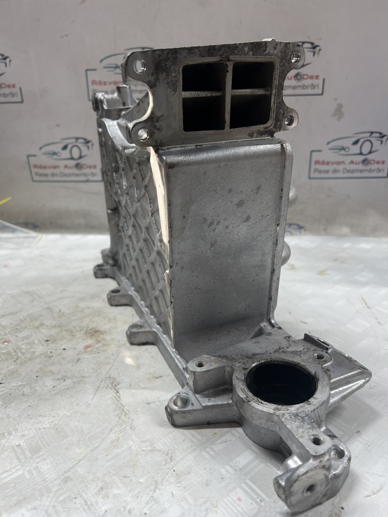 Intercooler cu răcire pe apa Volkswagen Passat B8 1.6 Motorina 2016, 04L129766AQ