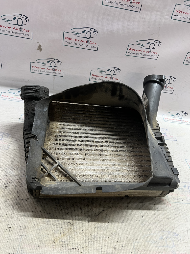 Intercooler dreapta Volkswagen Touareg 2005, 7L0145804A