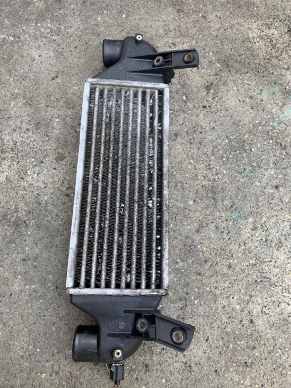 Intercooler Ford Focus [facelift] [2001 - 2007] wagon 5-usi 1.8 TDDi MT (90 hp) DAW DBW) C9DB
