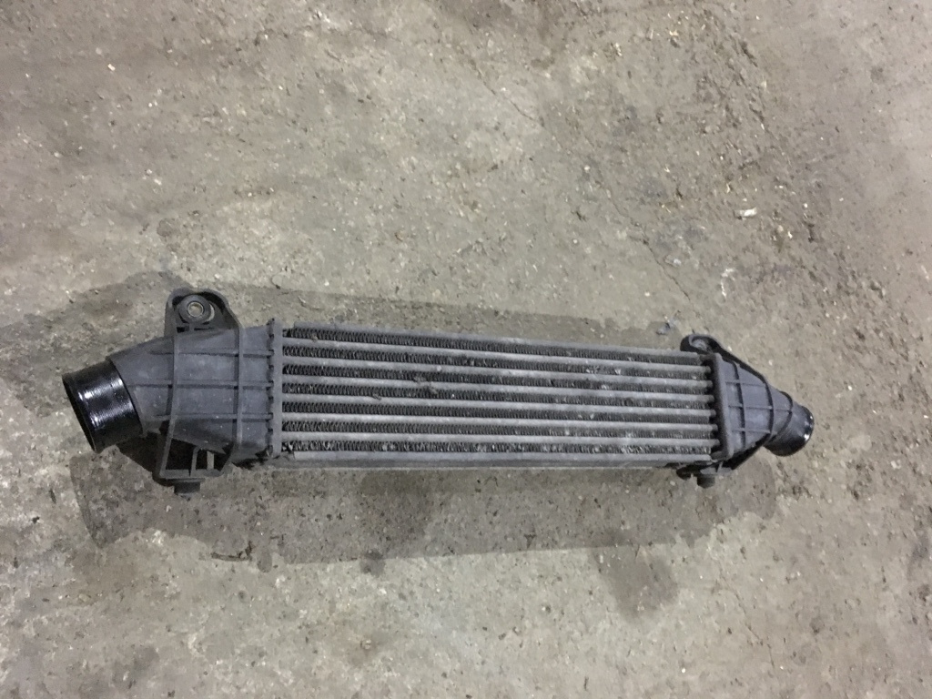 Intercooler Ford Mondeo MK3 [facelift] [2003 - 2007] wagon 5-usi 2.0 TDCi MT (130 hp) (BWY) MK3
