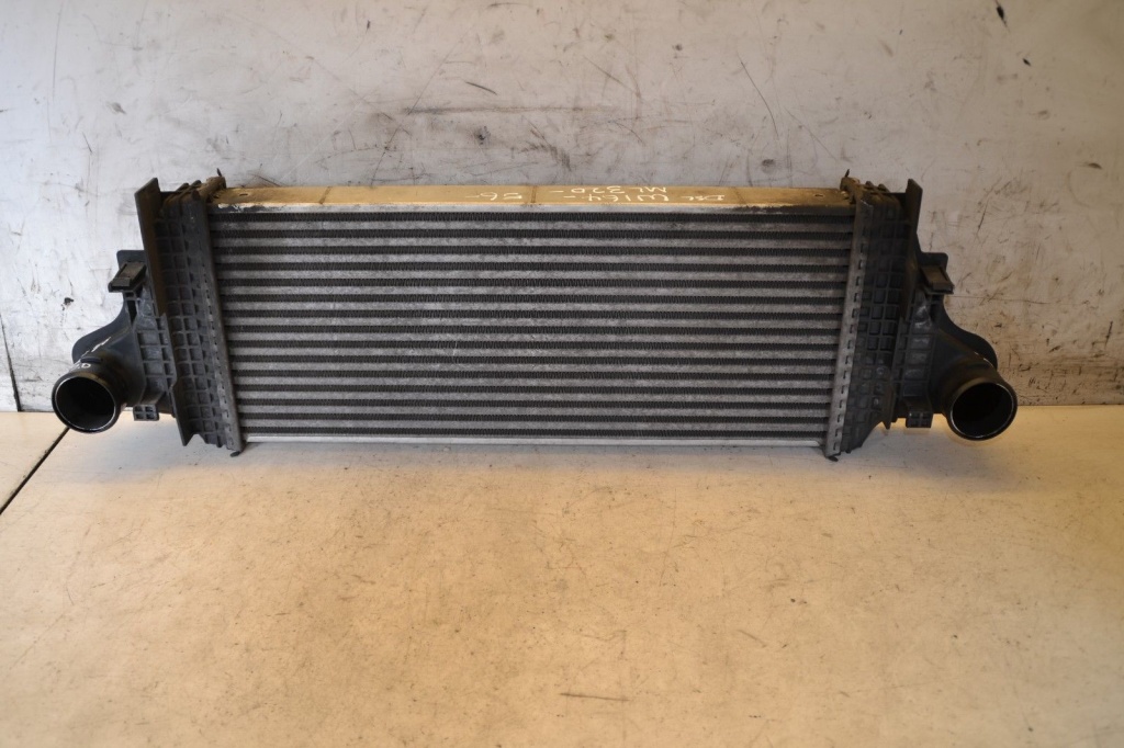 Intercooler Mercedes R-CLASS W251 A2515000000 A1645001700