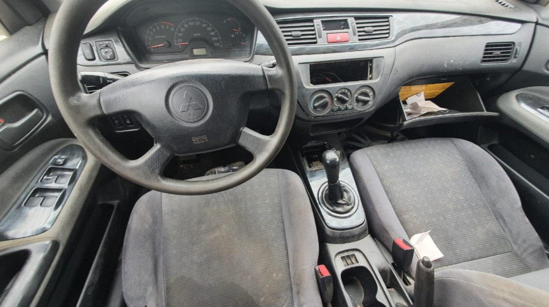 Intercooler Mitsubishi Lancer 2004 Break 1.6 Benzina