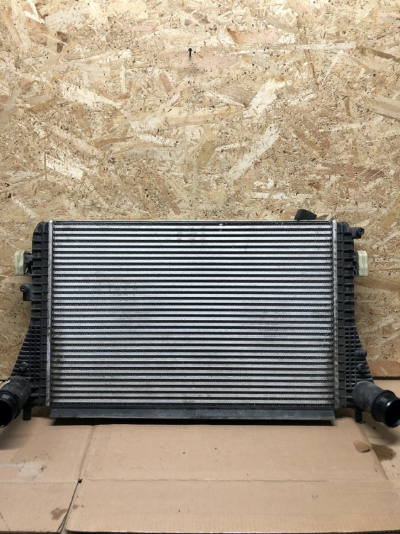 Intercooler Octavia 1.8TSI combi 2010 (3aa145905c)