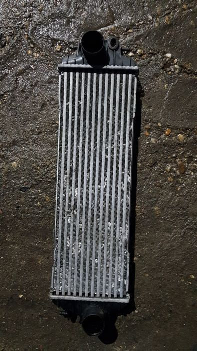 Intercooler Opel Vivaro Nissan Primastar Trafic 1.9 cdti dci VLD477