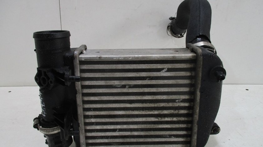 Intercooler partea stanga Audi A6 C6 an 2004 2005 2006 2007 2008 2009 2010 2011 cod 4F0145805E