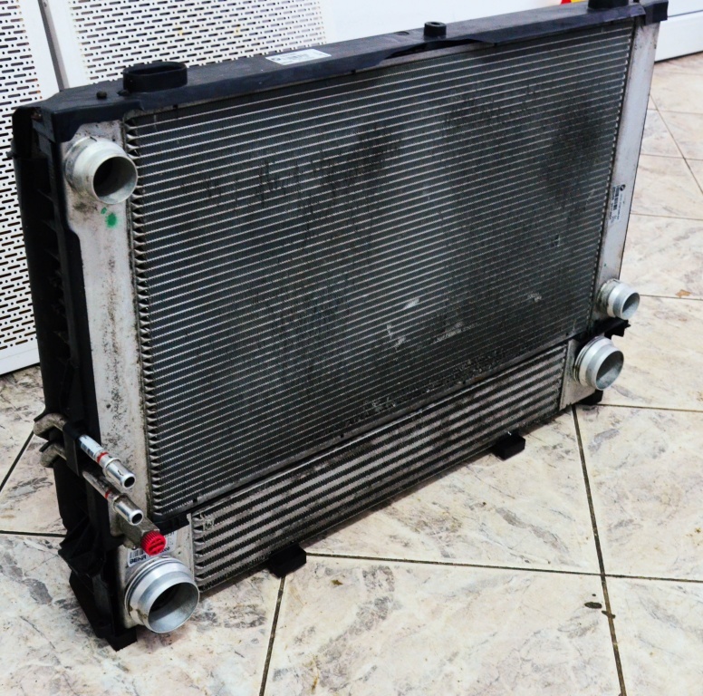 Intercooler + Radiator apa+ radiator AC + Radiator servo + Suport radiatoare BMW E60 E61 N47D20A 520 d 177CAI