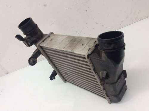 Intercooler stanga audi a4 b7 cabrio 2.0 tfsi bwe 200 cai cod 8e0145805aa
