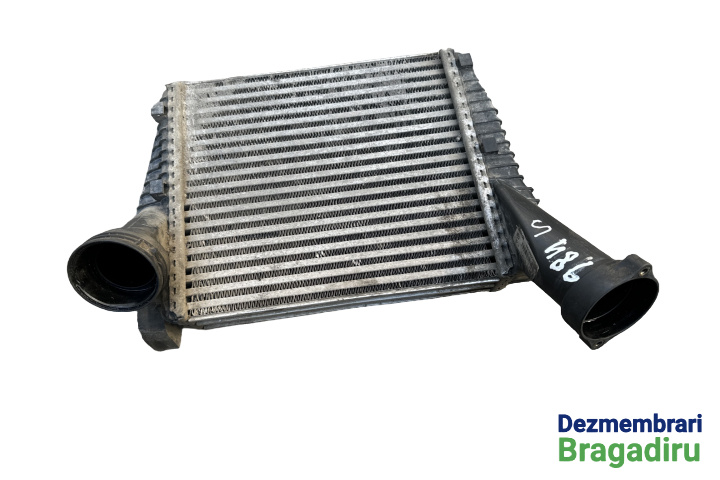 Intercooler stanga Cod: 7L6145803D Volkswagen VW Touareg generatia 2 7P [2010 - 2014] Crossover 3.0 TDI Tiptronic 4Motion (245 hp) Cod motor: CRC Cod cutie: NAC Cod culoare: LG7W
