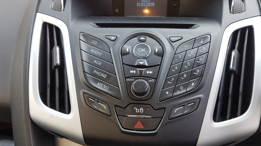 Interfata Media Unitate Radio CD Player cu Magazie CD - uri Ford Focus 3 2010-2018
