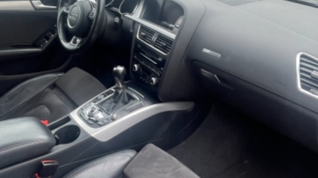 Interior audi A5 s line alcantara , audi A5 4 uși facelift