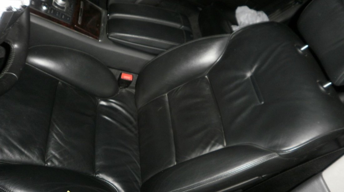 Interior audi A8 din piele