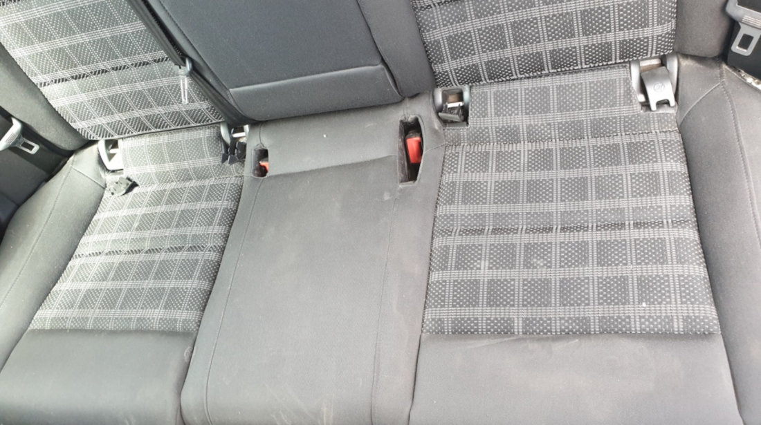 Interior Bancheta cu Spatar Audi A4 B8 Berlina Sedan 2008 - 2015