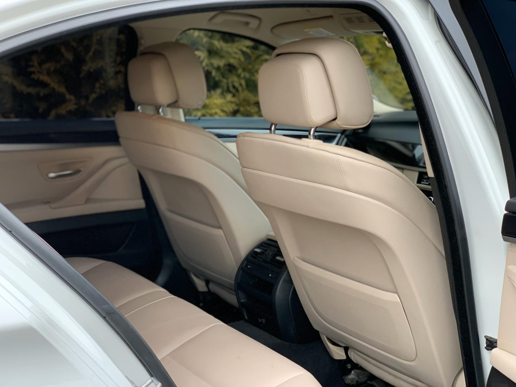 Interior bej bmw f10 berlina 2.0 d
