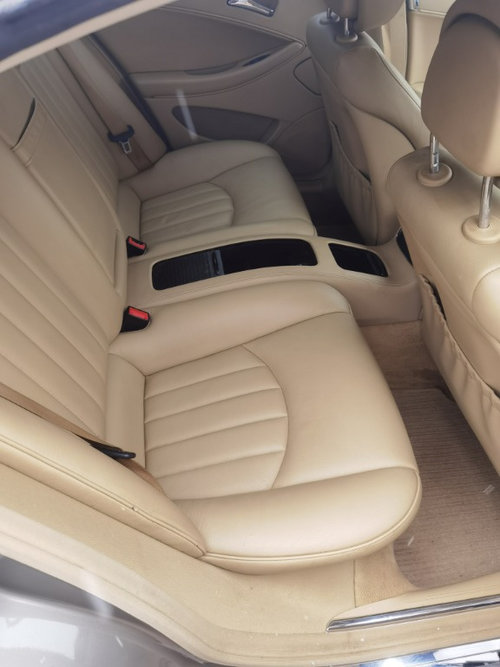 Interior bej Mercedes CLS 320 cdi W219