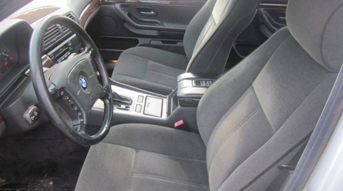 Interior BMW E38 728i 1995