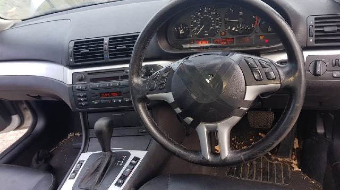 Interior BMW E46 (piele); Sedan