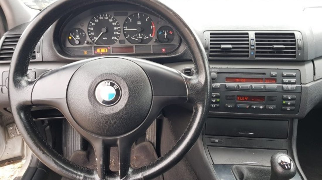 Interior BMW E46ti 2003; Compact