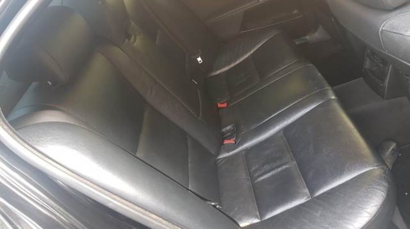 Interior BMW E60 2004 (piele, scaune electrice si incalzite)