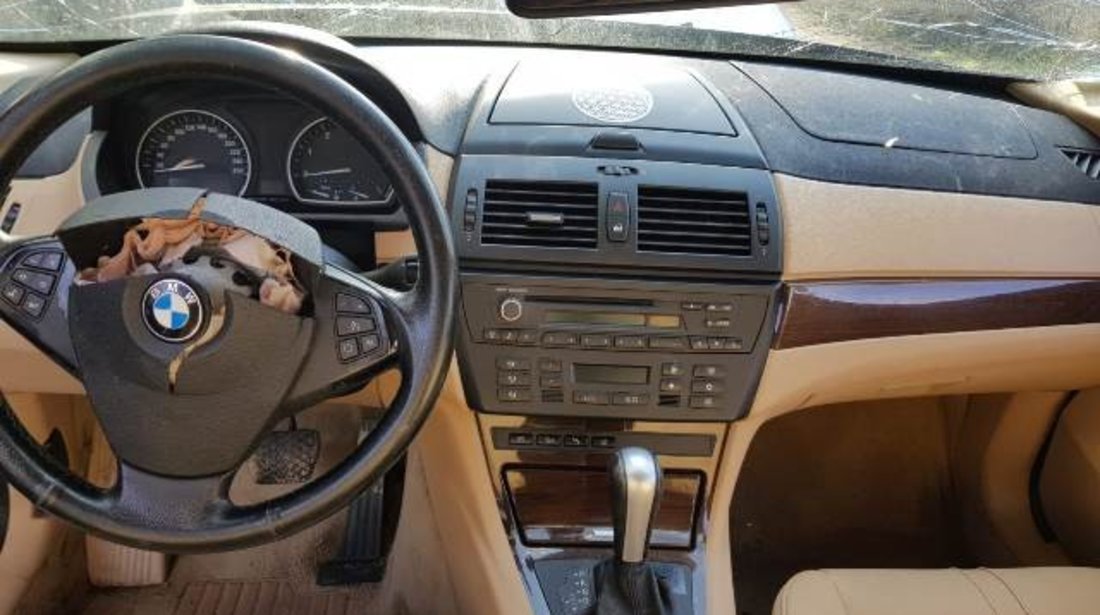 Interior BMW E83 X3