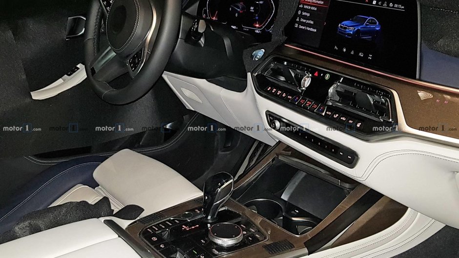 Interior BMW X7- poze spion