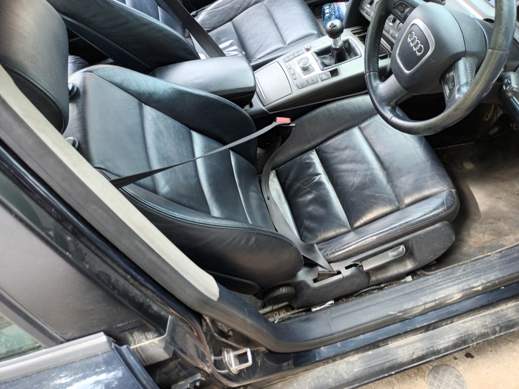Interior Complet Audi A6 (4F, C6) 2004-2011 2.7 Tdi Bpp Motorina