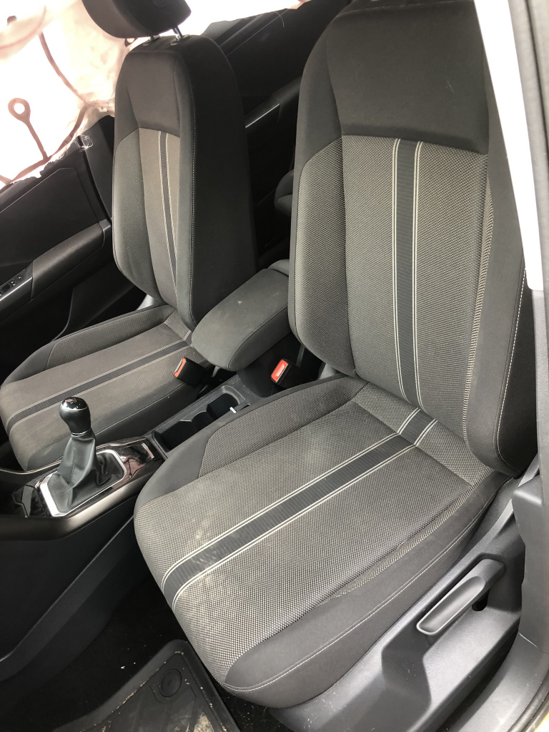 Interior Complet Material Textil Volkswagen T-Roc 1.5 Benzina 2018, -