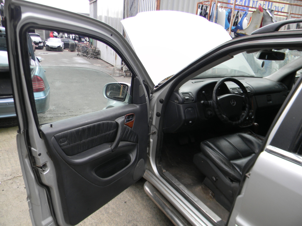 Interior Complet Mercedes-Benz ML / M-CLASS (W163) 1997 - 2005 Motorina