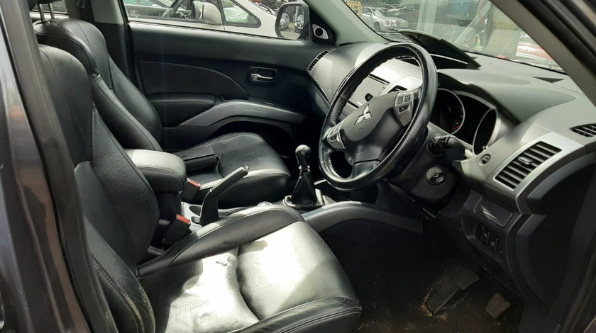 Interior complet Mitsubishi Outlander 2008 SUV 2.2 DIESEL