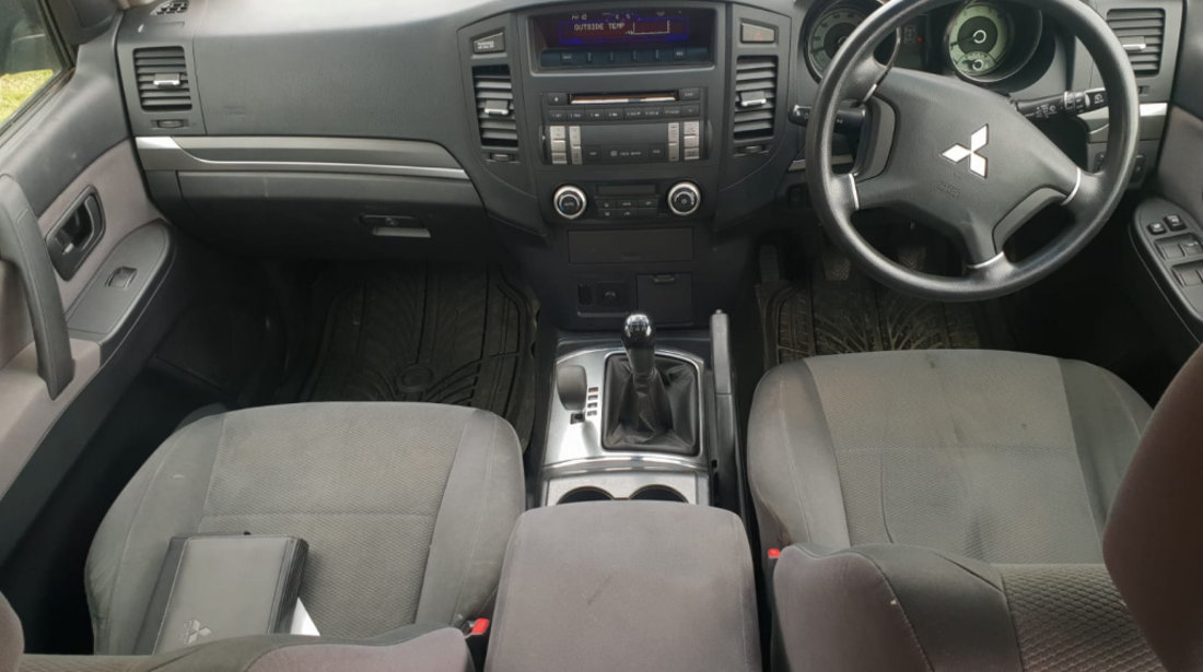 Interior complet Mitsubishi Pajero 2007 4x4 4M41 3.2 Di-D