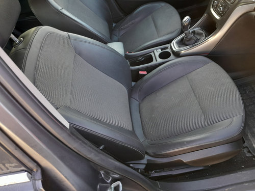 Interior Complet Opel Astra J 2009-2015 1.7 Cdti A 17 Dtj Motorina