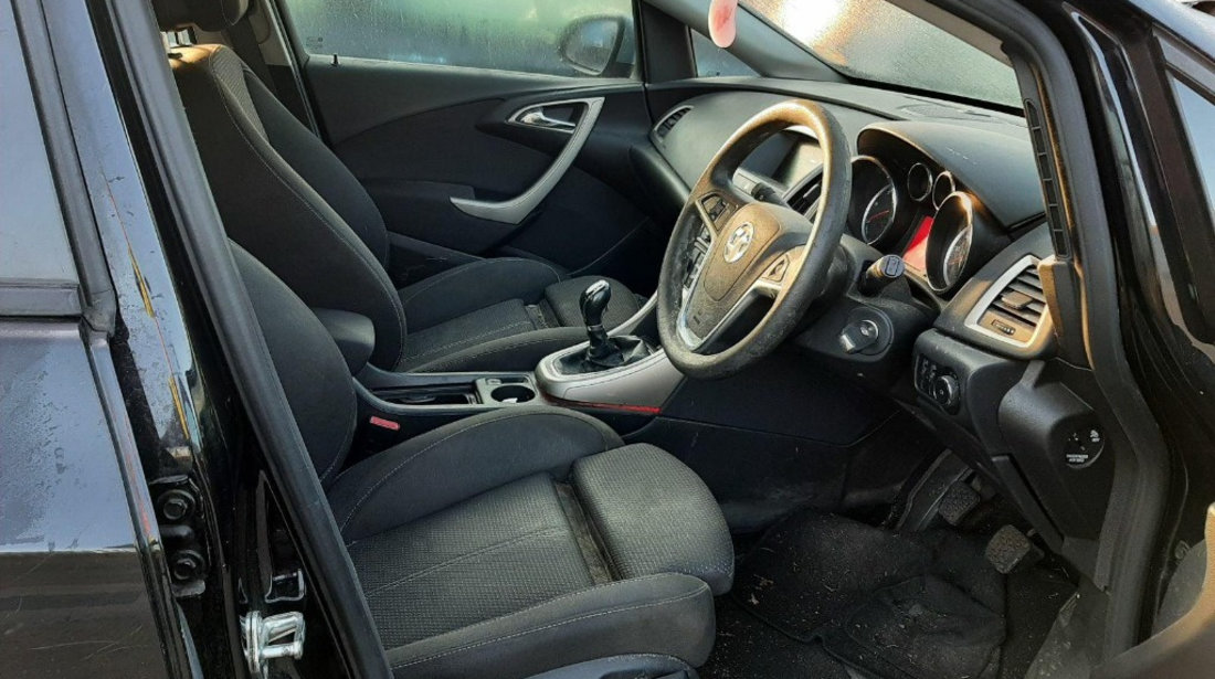 Interior complet Opel Astra J 2010 Hatchback 1.3 CDTI