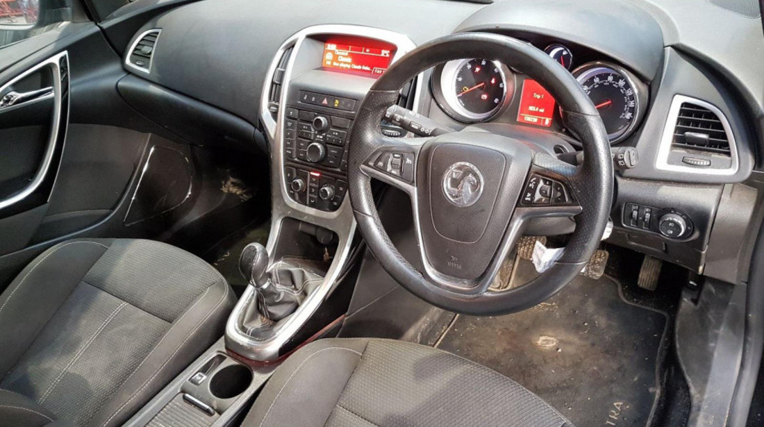 Interior complet Opel Astra J 2010 Hatchback 1.7 CDTi
