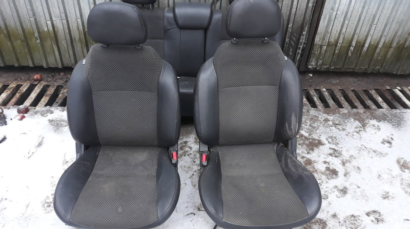 Interior Complet Opel Frontera B 1991 2004 in 4 Usi Semipiele