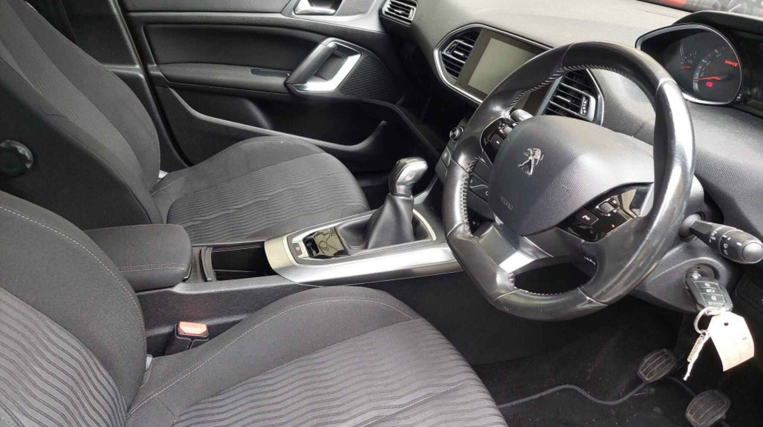 Interior complet Peugeot 308 2014 HATCHBACK 1.6 HDI DV6DTED