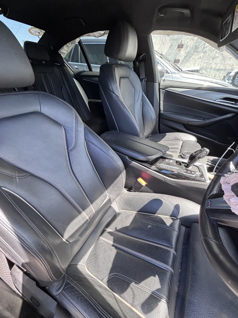 Interior Complet Piele BMW Seria 5 G30 2.0 Motorina 2019, CU ÎNCĂLZIRE