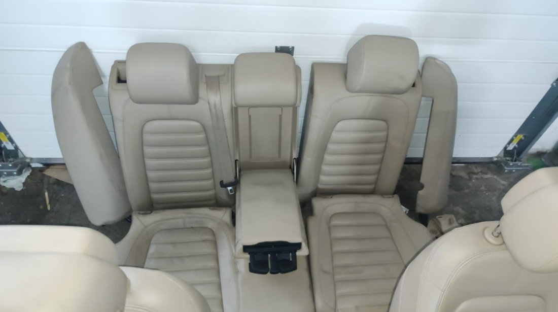 Interior complet piele cu incalzire spate fata Vw Passat B7 B6 2.0 TDI cod motor CFF an 2011 combi