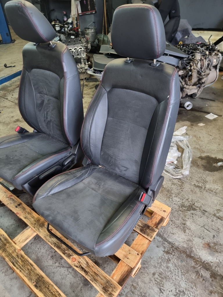 Interior Complet Piele Și Material Textil Suzuki Vitara 2018