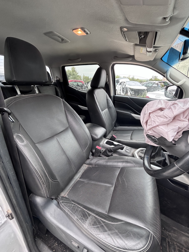 Interior Complet Piele Nissan Navara 2.3 Motorina 2016, -