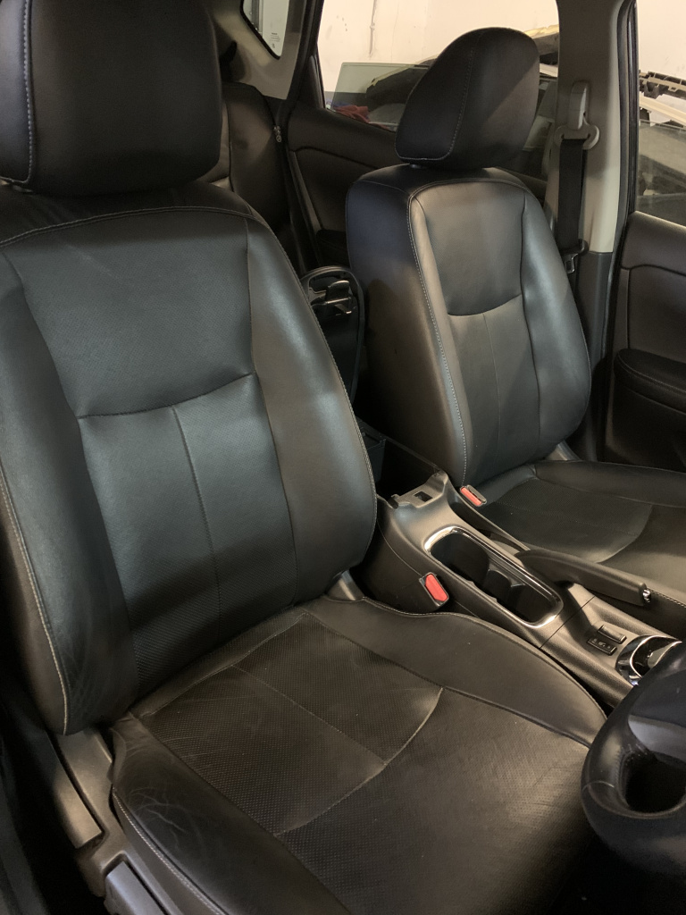 Interior Complet Piele Nissan Pulsar 1.2 Benzina 2015, CU ÎNCĂLZIRE