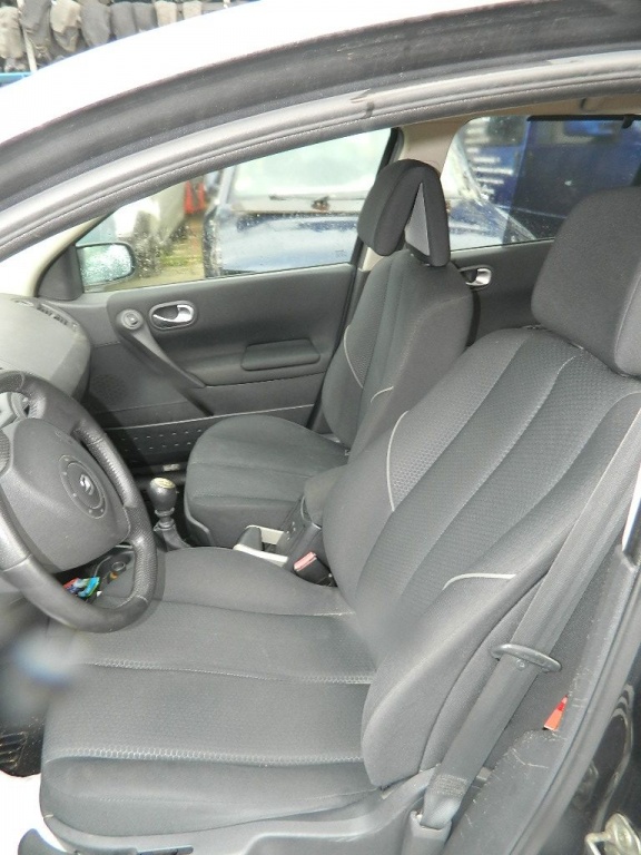Interior complet Renault Megane 2 combi 1.9 DCI model 2002-2009