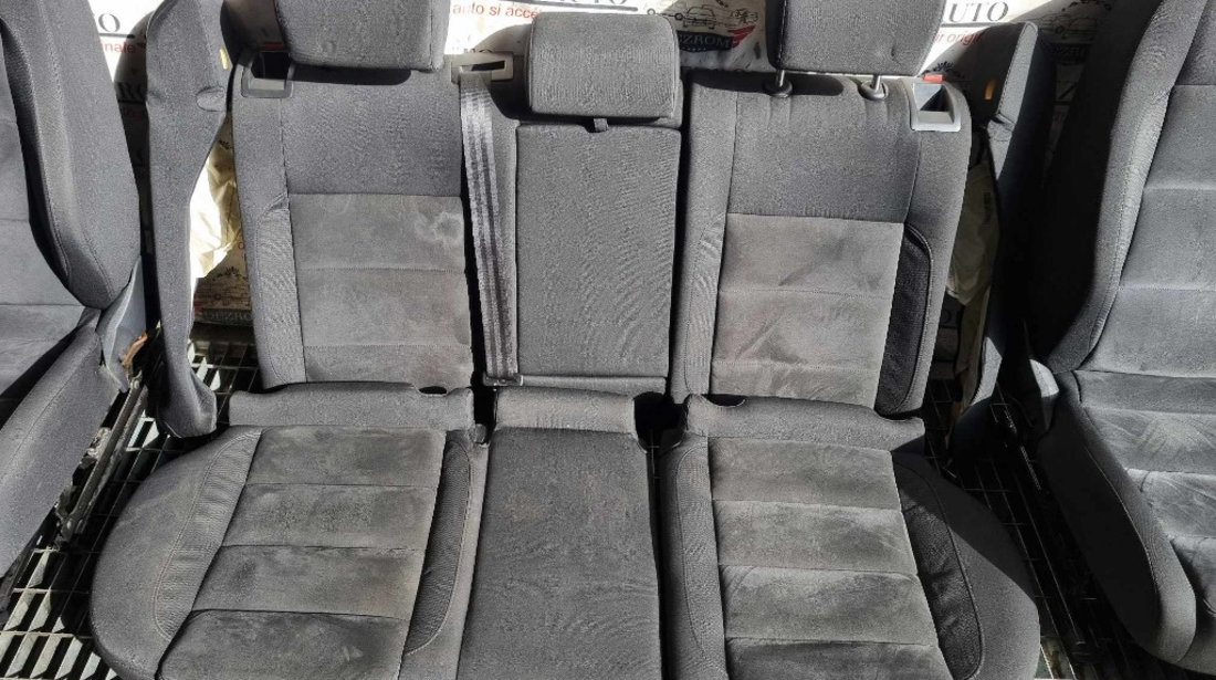 Interior complet textil + alcantara (scaune fata cu incalzire, banchete, fete usi,cotiera) VW Golf 5