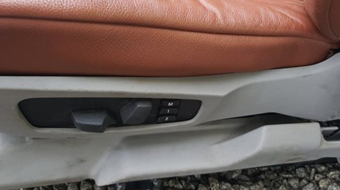 Interior deosebit, piele coniac BMW E60