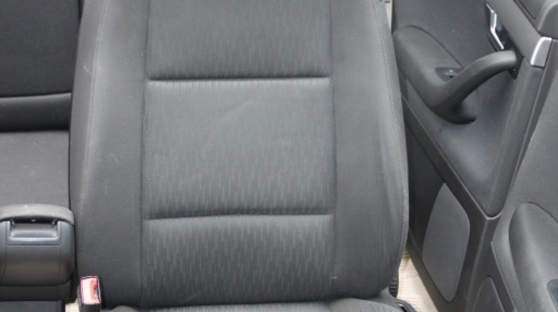 Interior din material textil cu incalzire Audi A4 B7 8E Avant model 2007